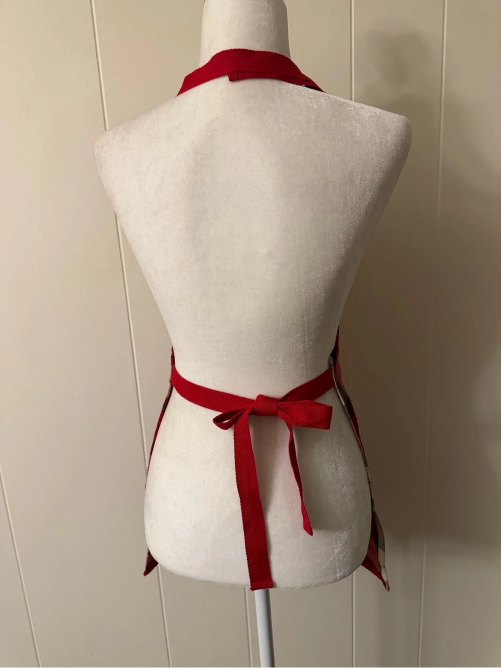 Sur La Table Tartan Plaid Kitchen Set Apron Oven Mitts Napkins Holiday NWT